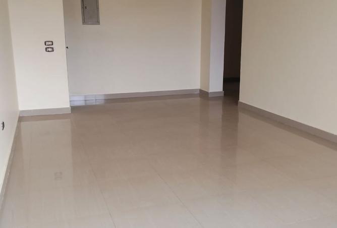 8221941 - Property Image 2