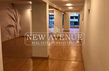 Retail - Studio - 1 Bathroom for rent in Makram Ebeid St. - 6th Zone - Nasr City - Cairo