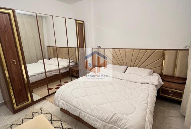 8401879 - Property Image 2