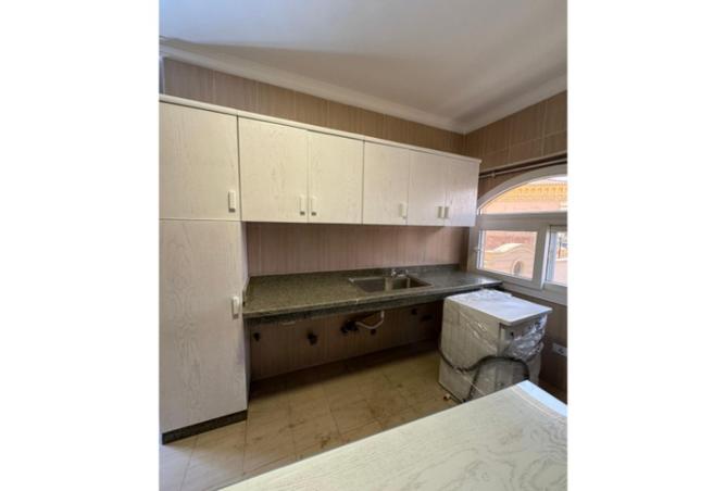 8225320 - Property Image 3