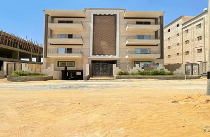Apartment - 3 Bedrooms - 3 Bathrooms for sale in Bait Alwatan - The 5th Settlement - New Cairo City - Cairo