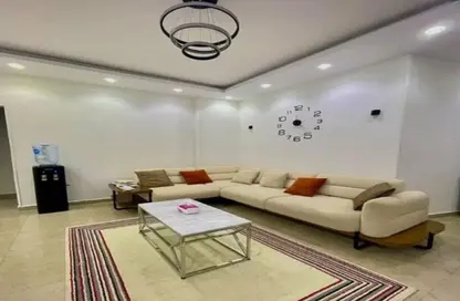 Apartment - 3 Bedrooms - 2 Bathrooms for rent in 1st Settlement Post office St. - The 1st Settlement - New Cairo City - Cairo