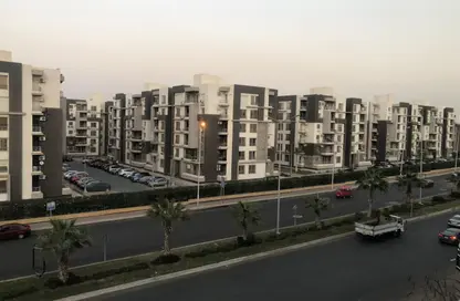 Apartment - 3 Bedrooms - 2 Bathrooms for rent in 8th District - Sheikh Zayed City - Giza