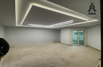 Apartment - 4 Bedrooms - 3 Bathrooms for sale in Salah Salem St. - Roxy - Heliopolis - Masr El Gedida - Cairo