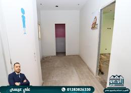Villa - 5 bedrooms - 5 bathrooms for للايجار in Kafr Abdo St. - Kafr Abdo - Roushdy - Hay Sharq - Alexandria