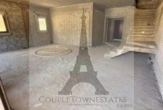 8243968 - Property Image 3