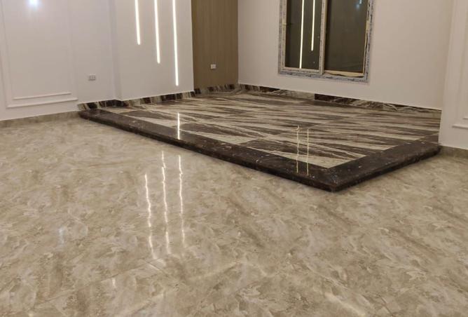 8284074 - Property Main Image