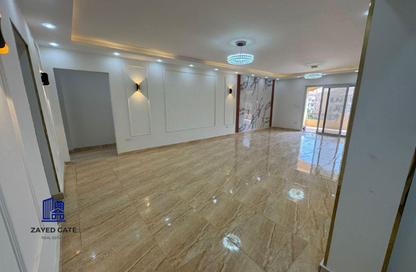 Apartment - 3 Bedrooms - 3 Bathrooms for rent in Al Khamayel city - Sheikh Zayed Compounds - Sheikh Zayed City - Giza