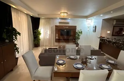 Villa - 4 Bedrooms - 6 Bathrooms for rent in Madinaty - Cairo