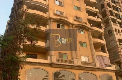 Retail - Studio - 2 Bathrooms for sale in Ahmed Fakhry St. - 6th Zone - Nasr City - Cairo