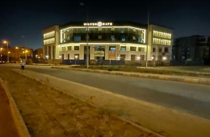 Retail - Studio - 1 Bathroom for rent in Al Shabab St. - 17th District - Sheikh Zayed City - Giza