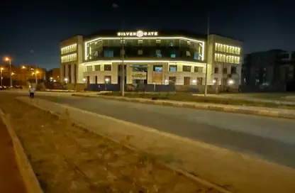 Retail - Studio - 2 Bathrooms for rent in Al Shabab St. - 17th District - Sheikh Zayed City - Giza