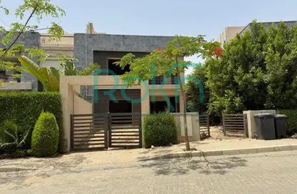 Villa - 5 Bedrooms - 4 Bathrooms for sale in Al Karma 4 - Sheikh Zayed Compounds - Sheikh Zayed City - Giza