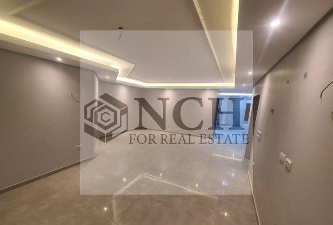 8029221 - Property Image 3