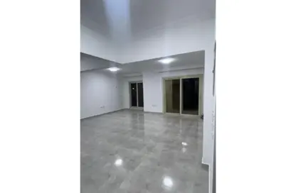 Apartment - 2 Bedrooms - 1 Bathroom for rent in Stone Residence - 5th Settlement Compounds - The 5th Settlement - New Cairo City - Cairo