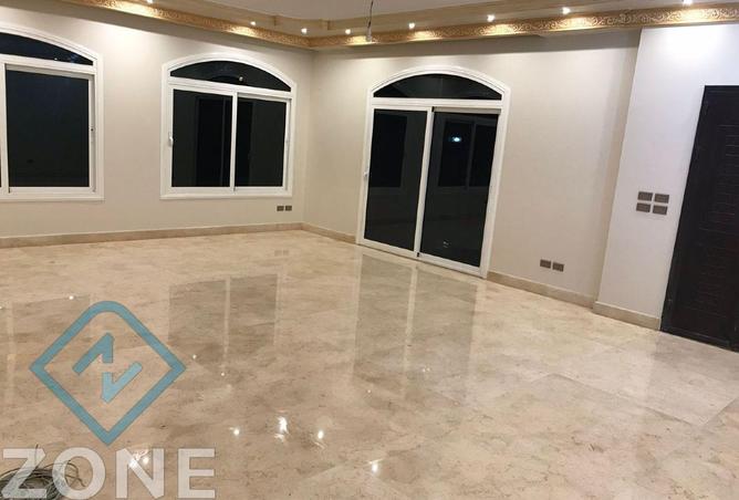 8405082 - Property Image 2