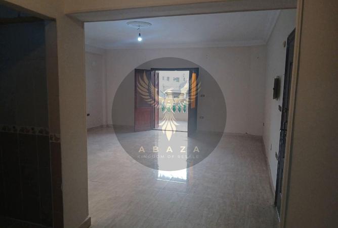 8254045 - Property Image 3