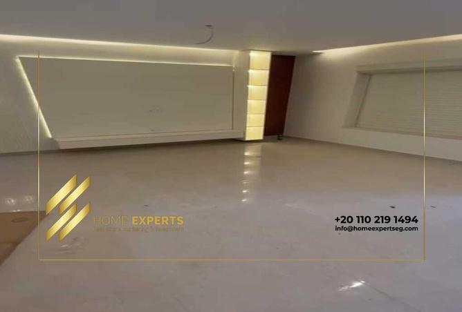 8210657 - Property Image 3