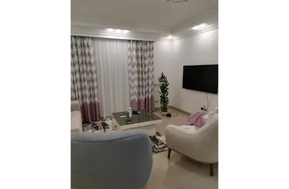 شقة - 3 غرف نوم - 2 حمامات للايجار في زايد ديونز - الحي السادس - الشيخ زايد - الجيزة