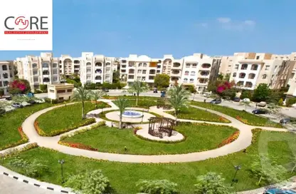 شقة - 3 غرف نوم - 2 حمامات للبيع في طريق بيفرلي هيلز - الحي السابع عشر - الشيخ زايد - الجيزة