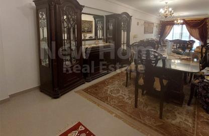 شقة - 3 غرف نوم - 2 حمامات للبيع في ميدان سموحة - سموحة - حي شرق - الاسكندرية