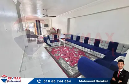 Apartment - 2 Bedrooms - 1 Bathroom for sale in Mohamed Awad Gabriel St. - Miami - Hay Awal El Montazah - Alexandria