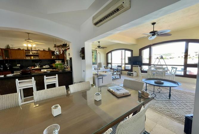 8074161 - Property Image 3