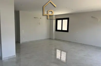 فيلا - 4 غرف نوم - 4 حمامات للايجار في باتيو الزهراء - كمبوندات الشيخ زايد - الشيخ زايد - الجيزة