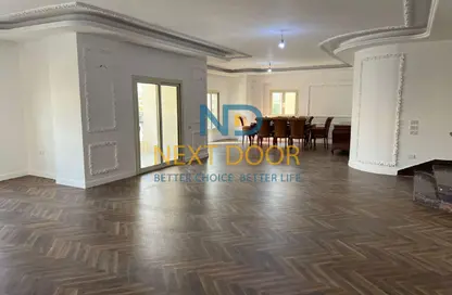 Apartment - 4 Bedrooms - 3 Bathrooms for rent in Street20 - District 2 - The 5th Settlement - New Cairo City - Cairo