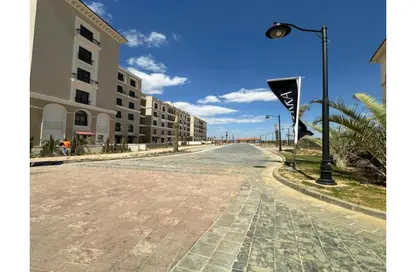 Apartment - 3 Bedrooms - 2 Bathrooms for sale in Village West - Sheikh Zayed Compounds - Sheikh Zayed City - Giza