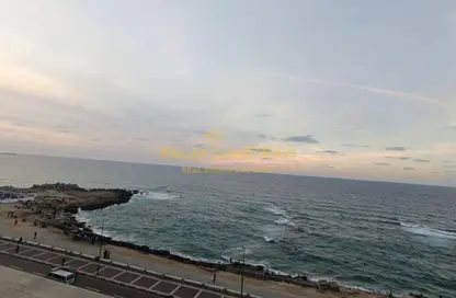 Apartment - 1 Bedroom - 1 Bathroom for sale in Al Geish Road - Cleopatra - Hay Sharq - Alexandria