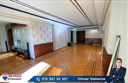 Apartment - 3 Bedrooms - 2 Bathrooms for rent in Albert Al Awal St. - Smouha - Hay Sharq - Alexandria