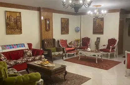 Apartment - 3 Bedrooms - 1 Bathroom for sale in Street 9 - Al Hadaba Al Olya - Mokattam - Cairo