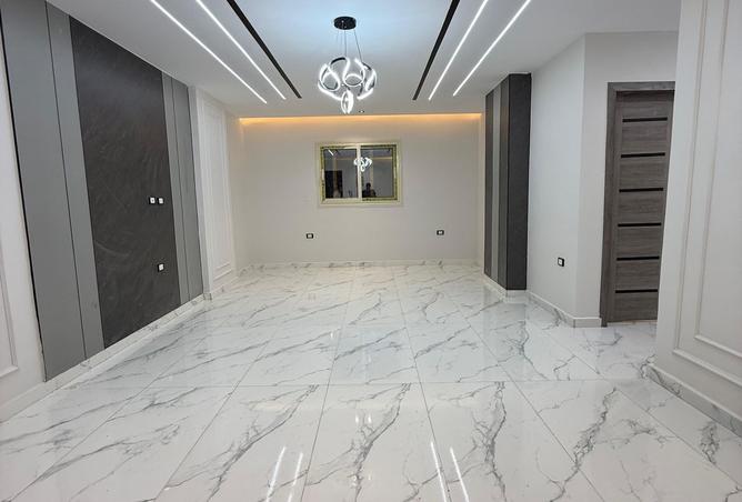 7923999 - Property Image 3