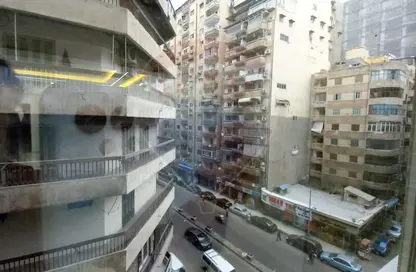 شقة - 3 غرف نوم - 2 حمامات للبيع في ميامي - حي اول المنتزة - الاسكندرية