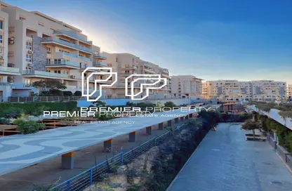 Apartment - 2 Bedrooms - 3 Bathrooms for sale in Lagoon Beach Park - Mountain View iCity - 5th Settlement Compounds - The 5th Settlement - New Cairo City - Cairo