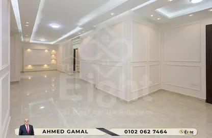 Apartment - 3 Bedrooms - 2 Bathrooms for sale in Mostafa Kamel St. - Seyouf - Hay Awal El Montazah - Alexandria