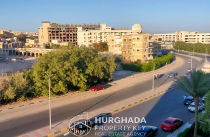Apartment - 3 Bedrooms - 1 Bathroom for sale in El Kawther District - Hurghada - Red Sea