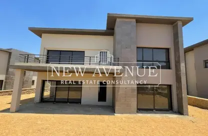 Villa - 4 Bedrooms - 4 Bathrooms for sale in Swan Lake Residence - 5th Settlement Compounds - The 5th Settlement - New Cairo City - Cairo