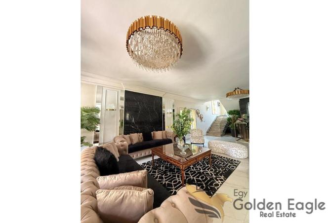 8060720 - Property Image 3