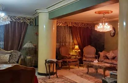 شقة - 4 غرف نوم - 3 حمامات للبيع في المنطقة السادسة - مدينة نصر - القاهرة