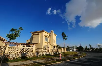 Villa - 4 Bedrooms - 5 Bathrooms for sale in Palm Hills October - Cairo Alexandria Desert Road - 6 October City - Giza