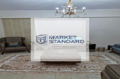 Apartment - 3 Bedrooms - 2 Bathrooms for sale in Shooting Club Street - Dokki - Giza