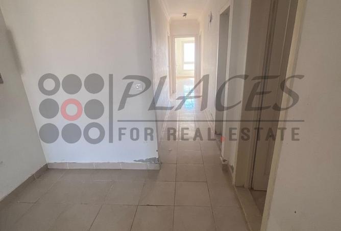 8455300 - Property Image 3