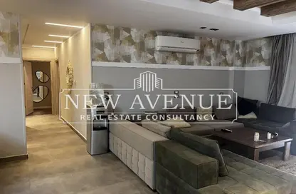 Apartment - 1 Bedroom - 2 Bathrooms for sale in Hyde Park Business District Mall - South Teseen St. - The 5th Settlement - New Cairo City - Cairo