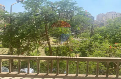 Apartment - 2 Bedrooms - 1 Bathroom for sale in Gamal Ezz El Deen St. - El Hegaz Square - El Nozha - Cairo