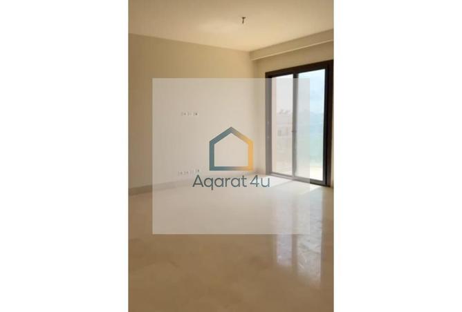 8301727 - Property Image 2