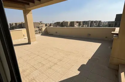 Penthouse - 3 Bedrooms - 3 Bathrooms for sale in Palm Hills Village Gate - South Investors Area - New Cairo City - Cairo