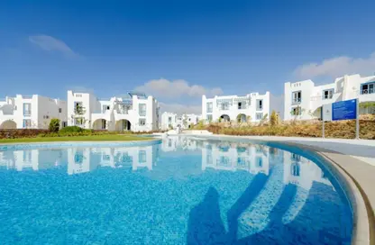 Chalet - 2 Bedrooms - 2 Bathrooms for sale in Mountain View - Ras Al Hekma - North Coast
