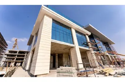 محل - استوديو - 1 حمام للبيع في جولدن جيت - شارع التسعين الجنوبي - التجمع الخامس - مدينة القاهرة الجديدة - القاهرة